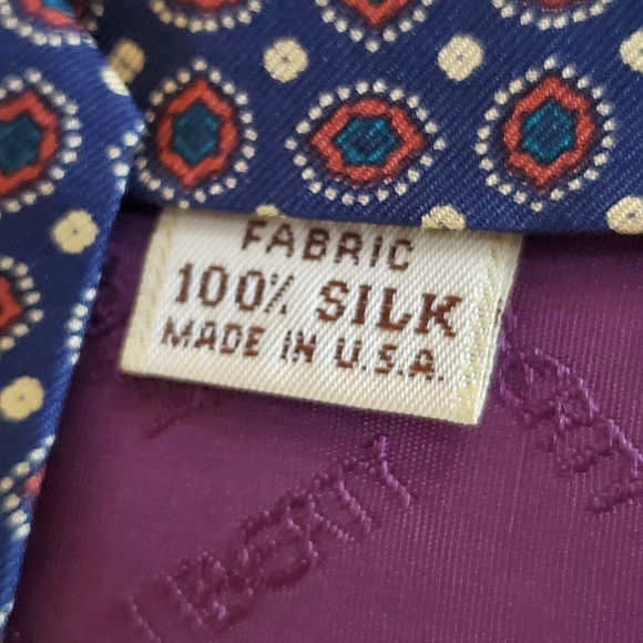Vintage Liberty of London Tie - Picture 5 of 5